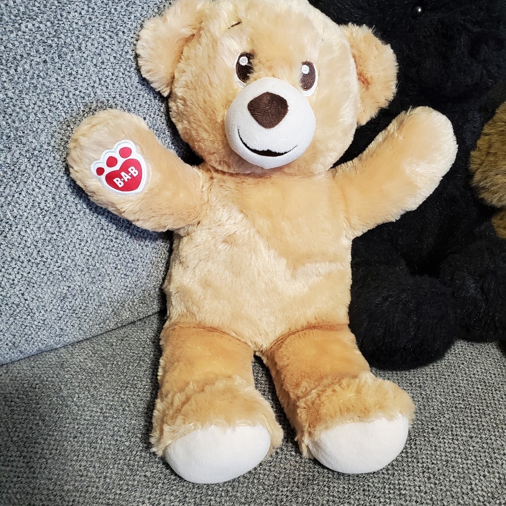Build-A-Bear Workshop Lot Of 4 Bears, Vintage Bearemy, Birthday Bear, Etc Mixed - Picture 2 of 6